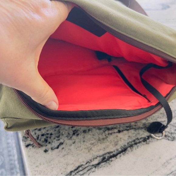 Anvana Backpack - Picture 4 of 5